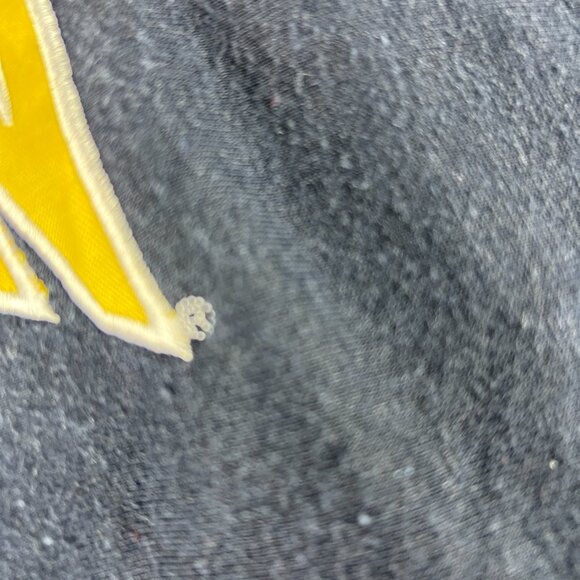 Y2K Steve & Barry's Michigan Wolverines Sweatshirt Extra Large Blue Faded Hoodie - Picture 6 of 16